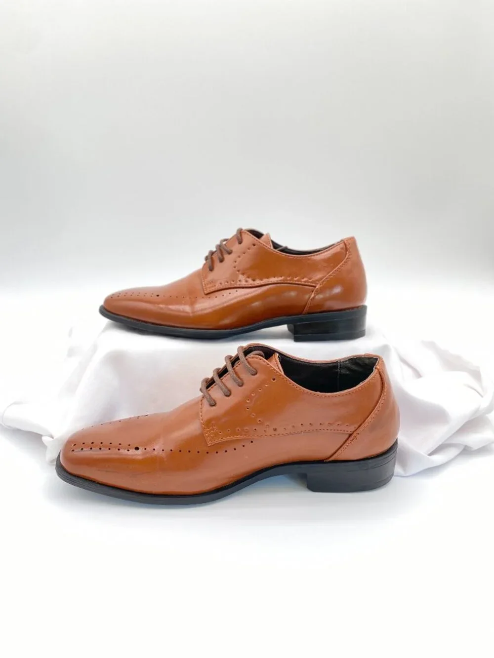 Stacy Adams Boys Brown Cognac Dress Shoes Wingtip Oxford Size 1M